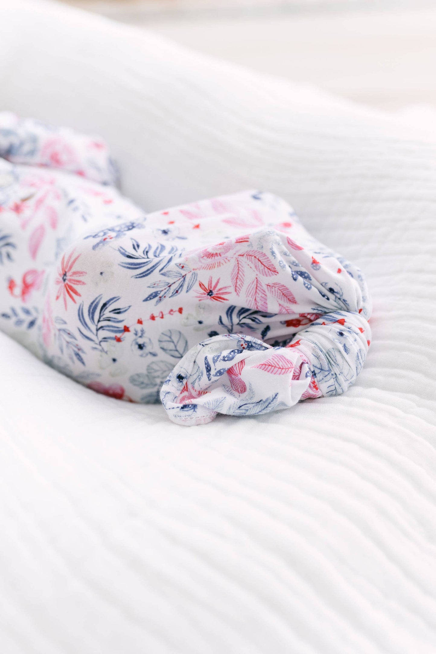 Newborn Knotted Gown