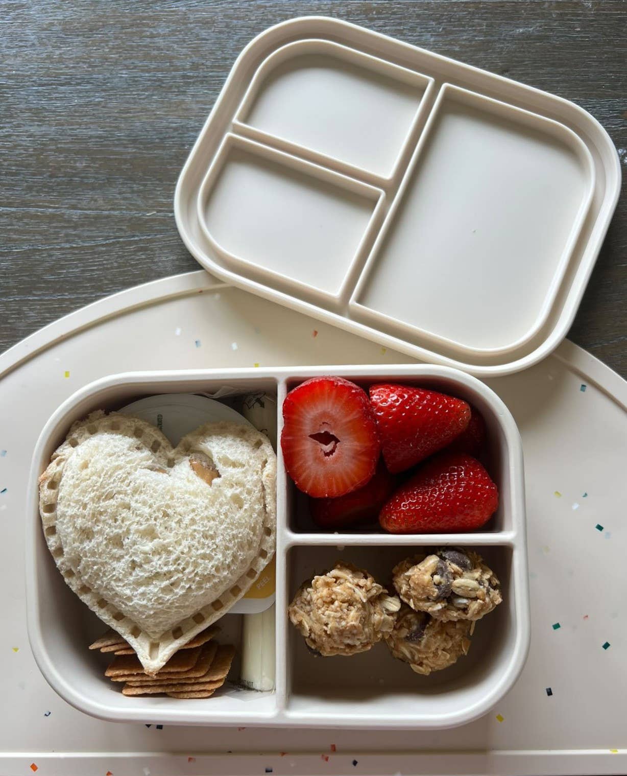 Leakproof Silicone Bento Box - Coco {Ali + Oli}