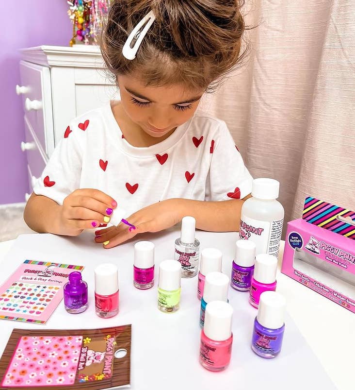 Happy Hands Gift Set Non-Toxic Kids Nail Polish by Piggy Paint
